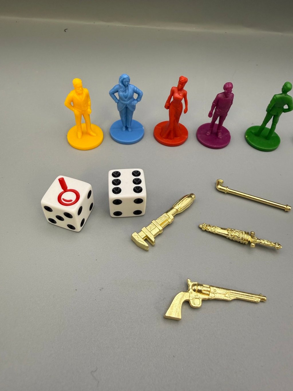 Cluedo Genuine Replacement Parts 6 Character Tokens 6 Weapons & 2 Dice