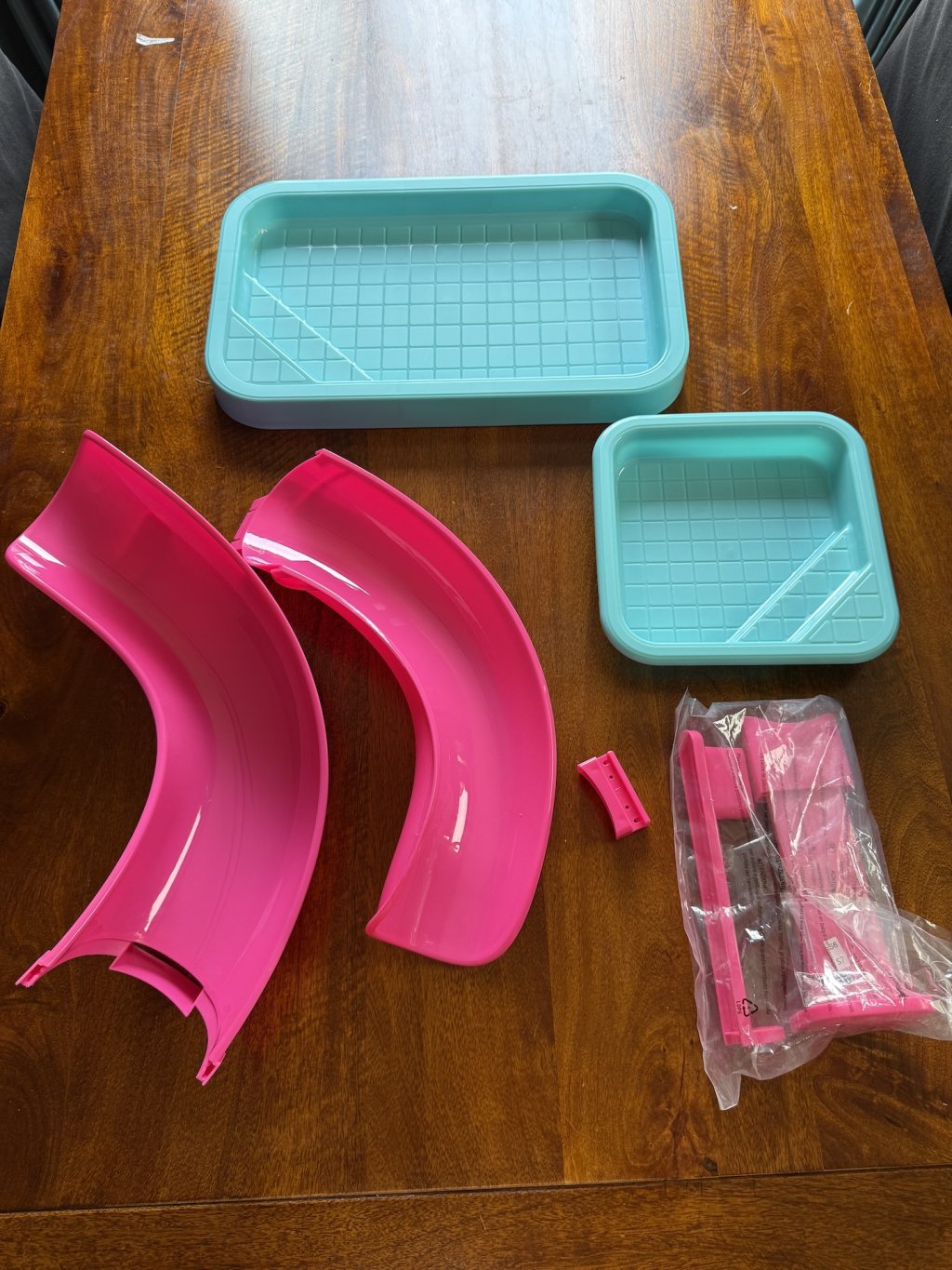 Jupiter Workshops Hollywood Hills Fashion Dolls House - Pool Hot Tub Slide Parts